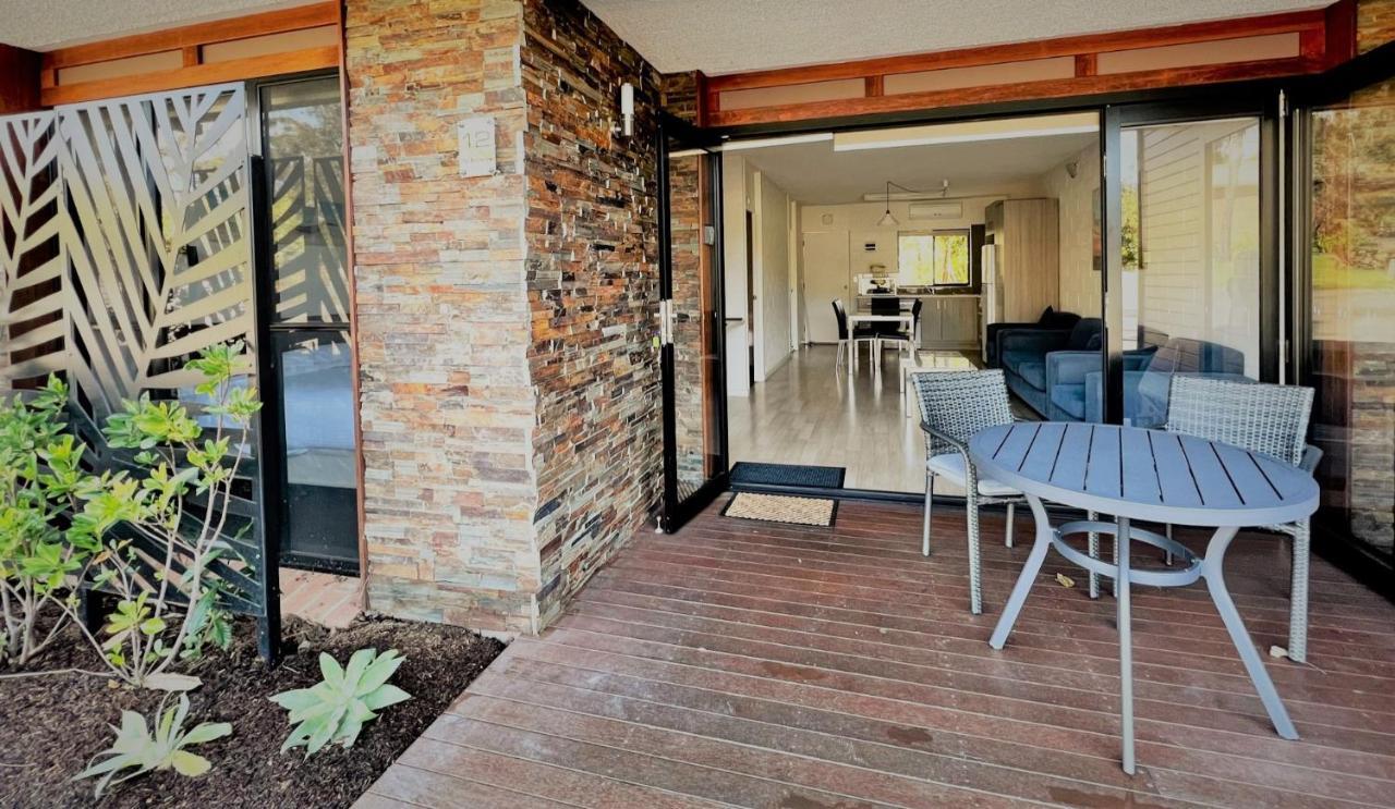 The Anchorage Bermagui Aparthotel Buitenkant foto
